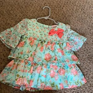 Size 3T girls shirt. Little lass. Rose pink bow